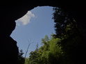 Tak nějak mohl vidět pravěký obyvatel oblohu z jeskyně Býčí skála.