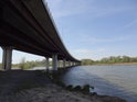Dálniční most dálnice D1 v severním sousedství chráněného území vede přes rybník Rojek.
