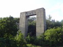 Hitlerův pilíř pod Skalkami u přehrady.