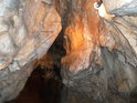 Mladečské jeskyně v umělém osvětlení.
