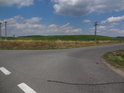 Křižovatka uprostřed chráněné území Vosek.