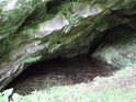 Tůně na vstupu do jeskyně Peklo.